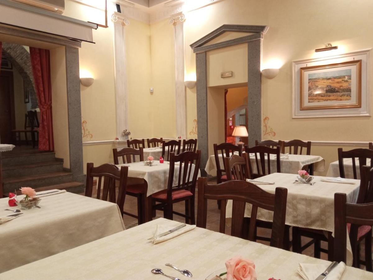Casale Certosa Hotel Pavona Exterior foto